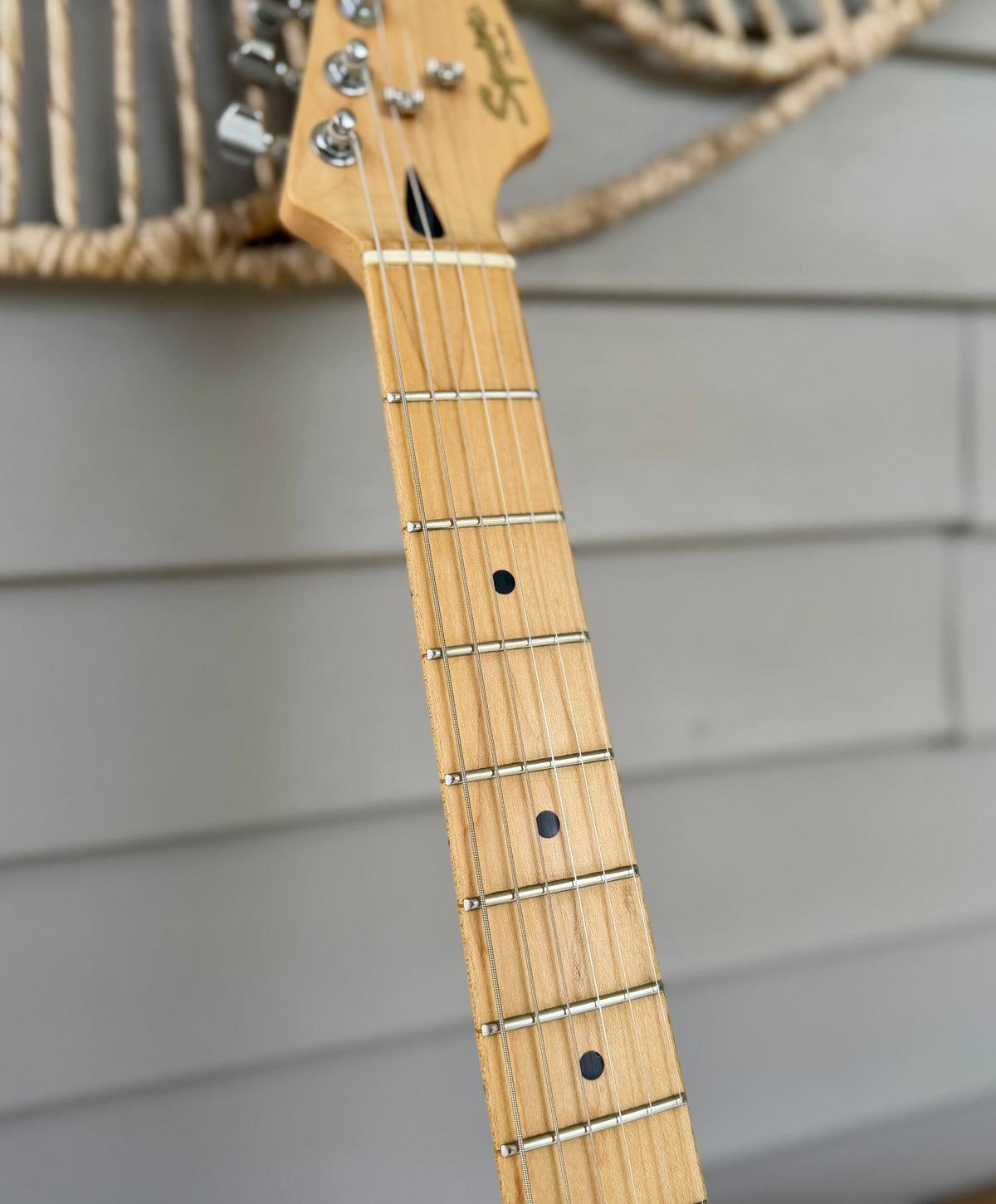 2007 Squier Deluxe Stratocaster - Pearl White Metallic, Duncan Designed Pickups