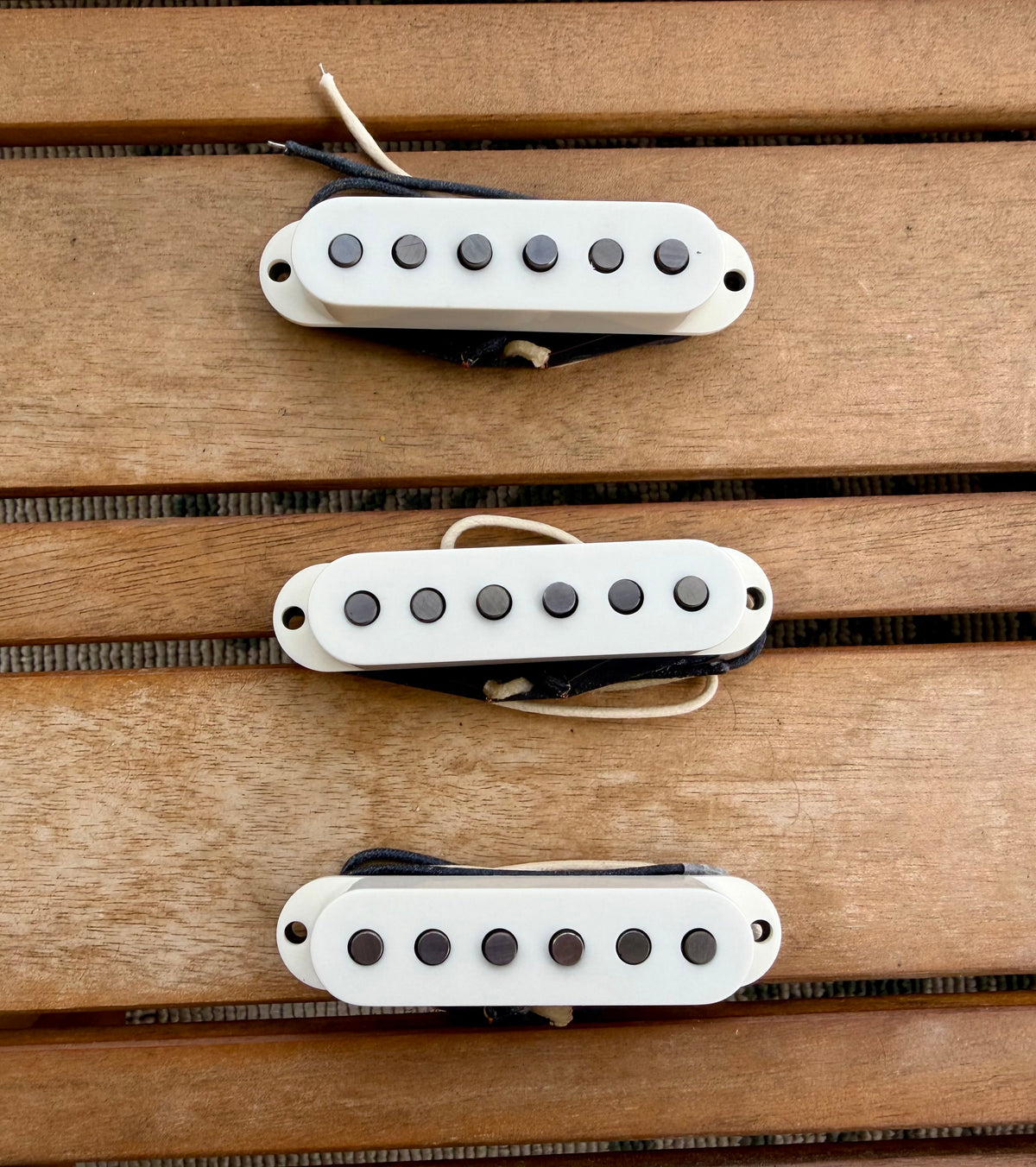 Proper Pickups "Proper Signatures" Handwound Single Coil Stratocaster Pickup Set w/ Treble Bleed & PIO Capacitor—Parchment