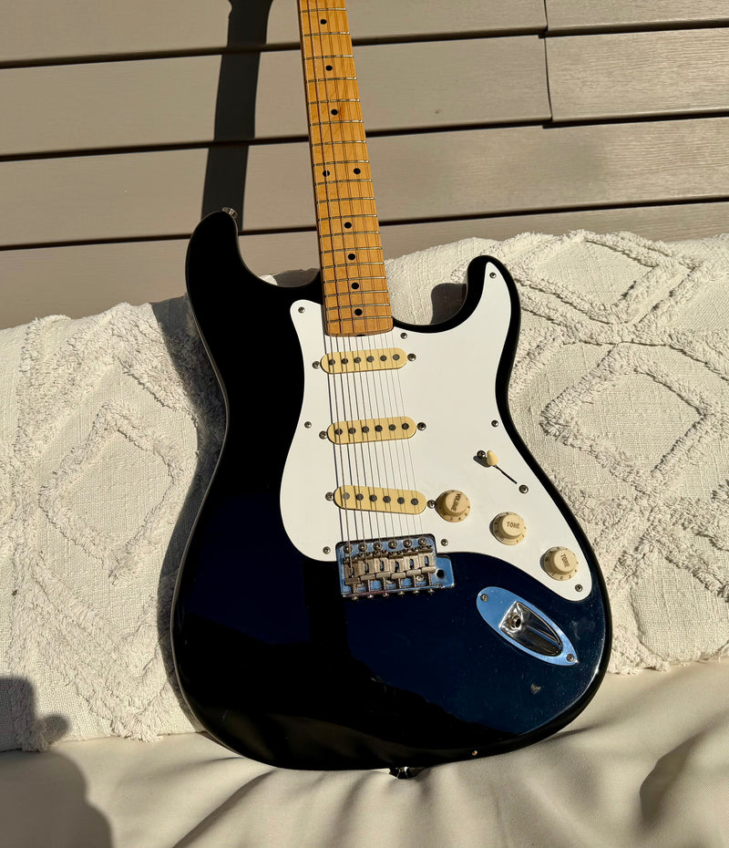 1997 Fender Japan '54 Reissue Stratocaster ST-54DEX2 - Black, Maple Neck