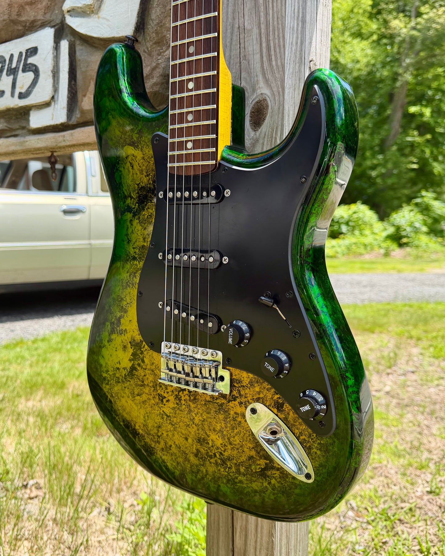 Proper Instruments Reptile 1-of-1 Electric Guitar Equipped with Proper Passive - 8lbs!