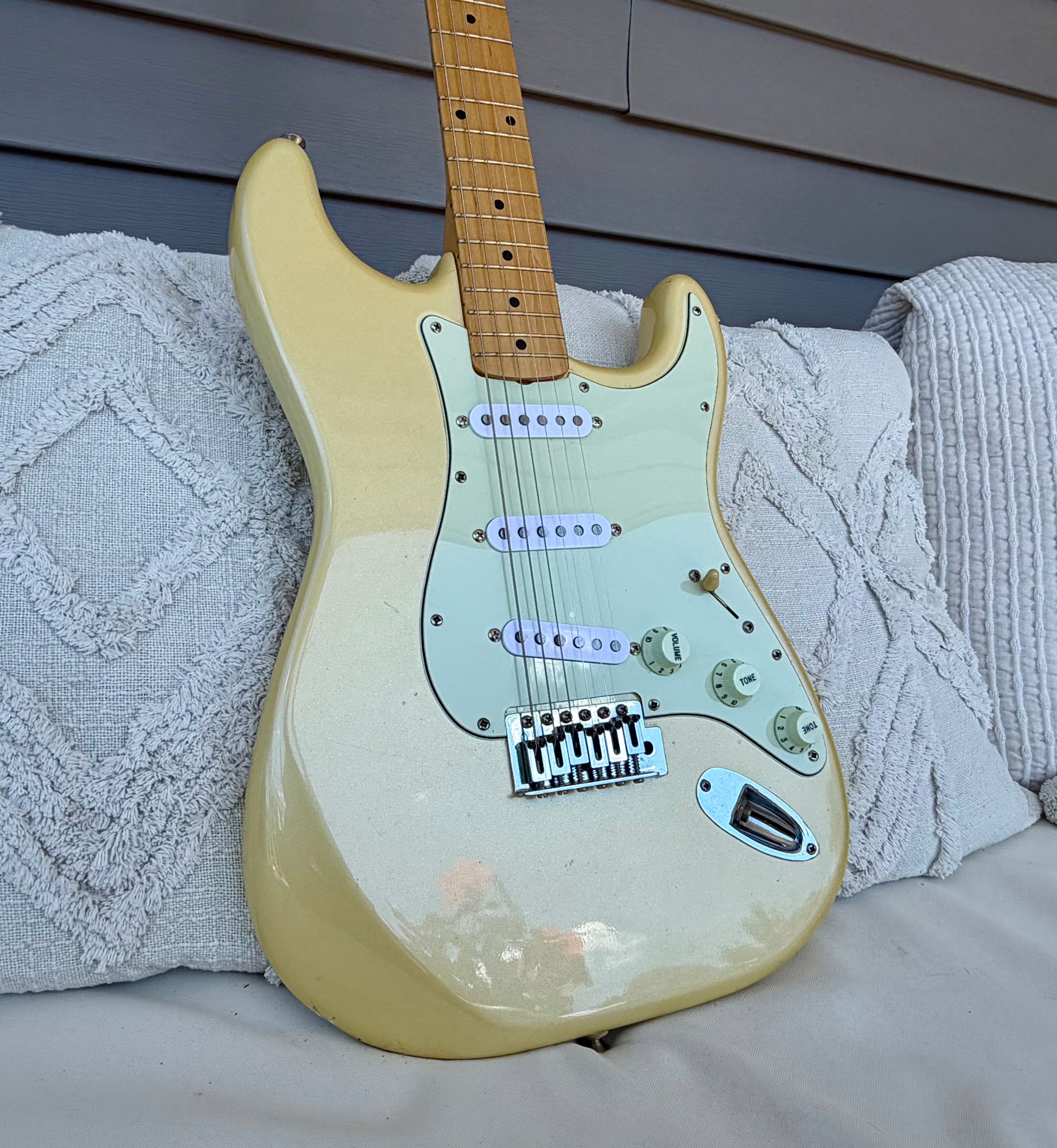 1989 Squier II Stratocaster MIK E9 Equipped with Proper Passive