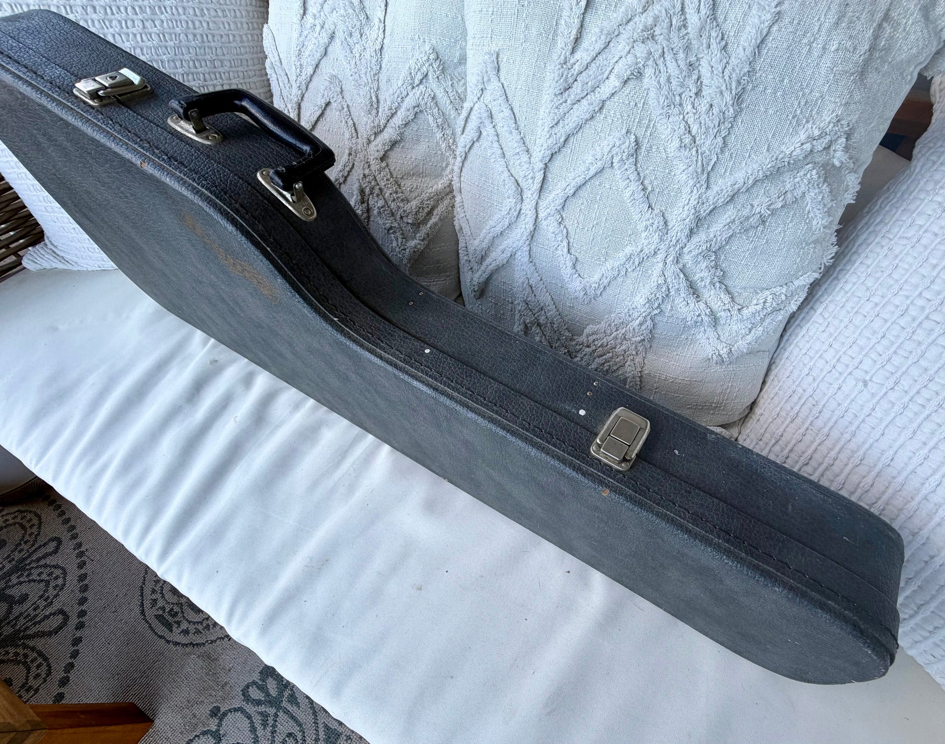 Vintage 1980's Ibanez Roadstar Hardshell Case Japan—Fits Stratocaster!