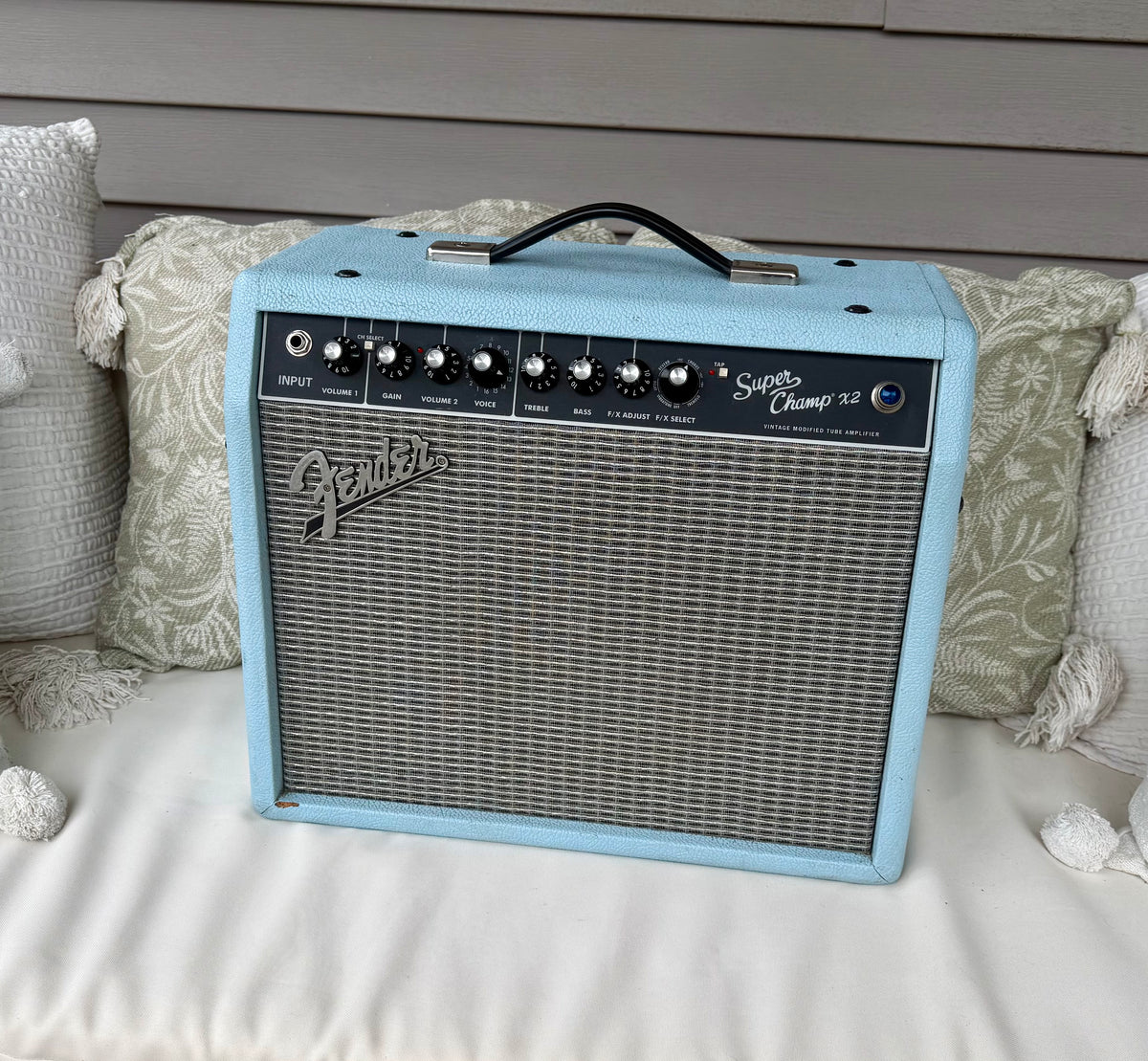 Fender FSR Super Champ X2 15-Watt 1x10 Combo Sonic Blue