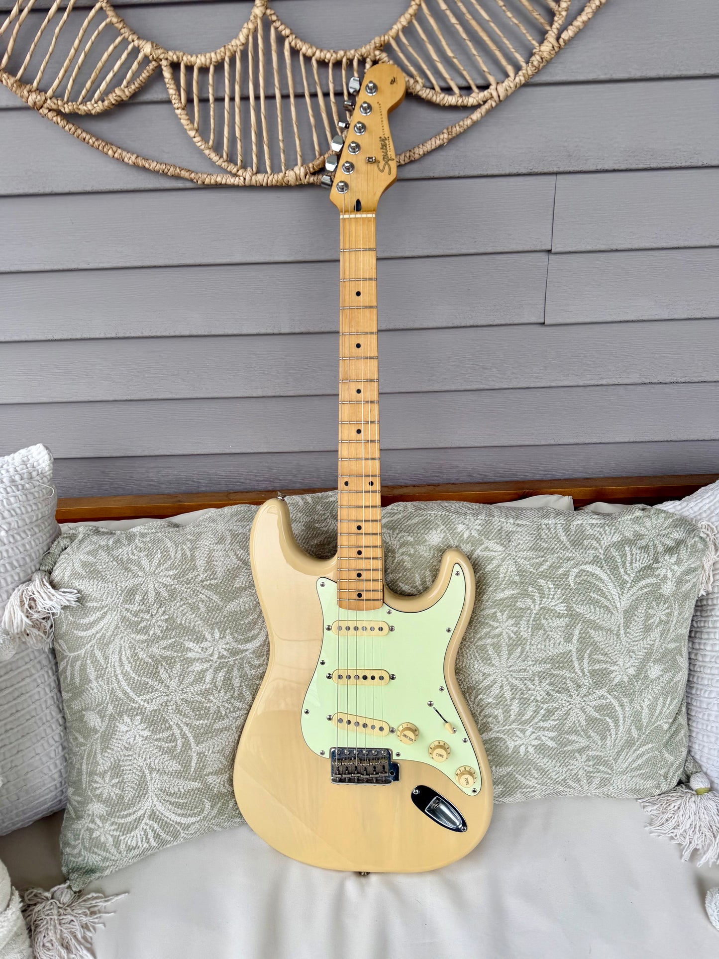 1996 Squier Pro Tone Stratocaster - Vintage Blonde