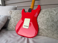 2014 Squier Simon Neil Stratocaster Fiesta Red—6.8lbs