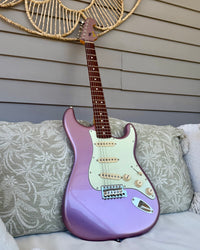 2015 Squier Classic Vibe '60s Stratocaster Burgundy Mist Metallic FSR—6.8lbs