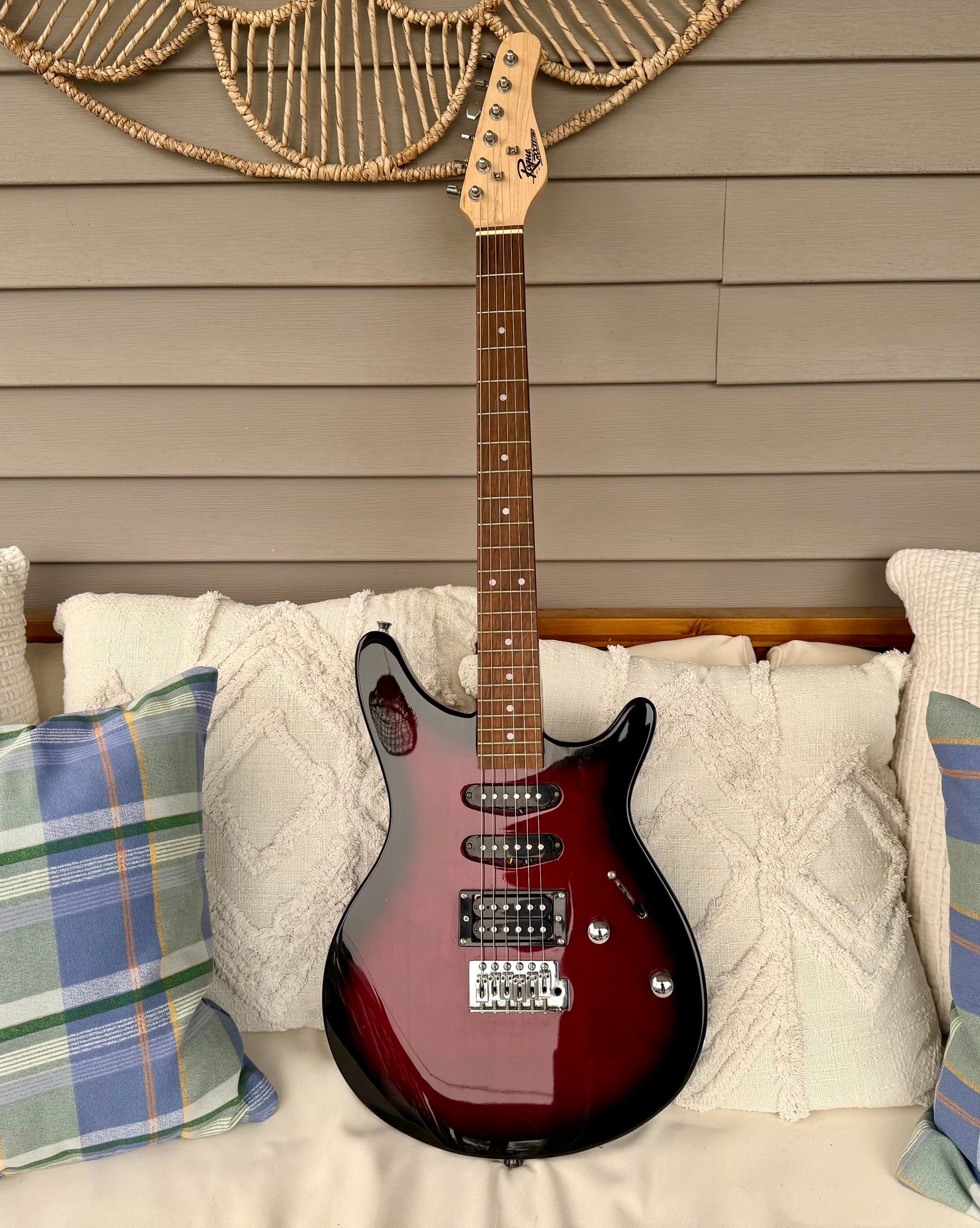 Rogue RR100 Rocketeer HSS—Wine Burst w/ Rosewood Fingerboard, Very Good Condition!