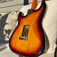 1998 Fender Classic Series '60s Stratocaster Rosewood 3-Color Sunburst—Equipped with Proper Passive