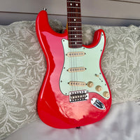 2014 Squier Simon Neil Stratocaster Fiesta Red—6.8lbs
