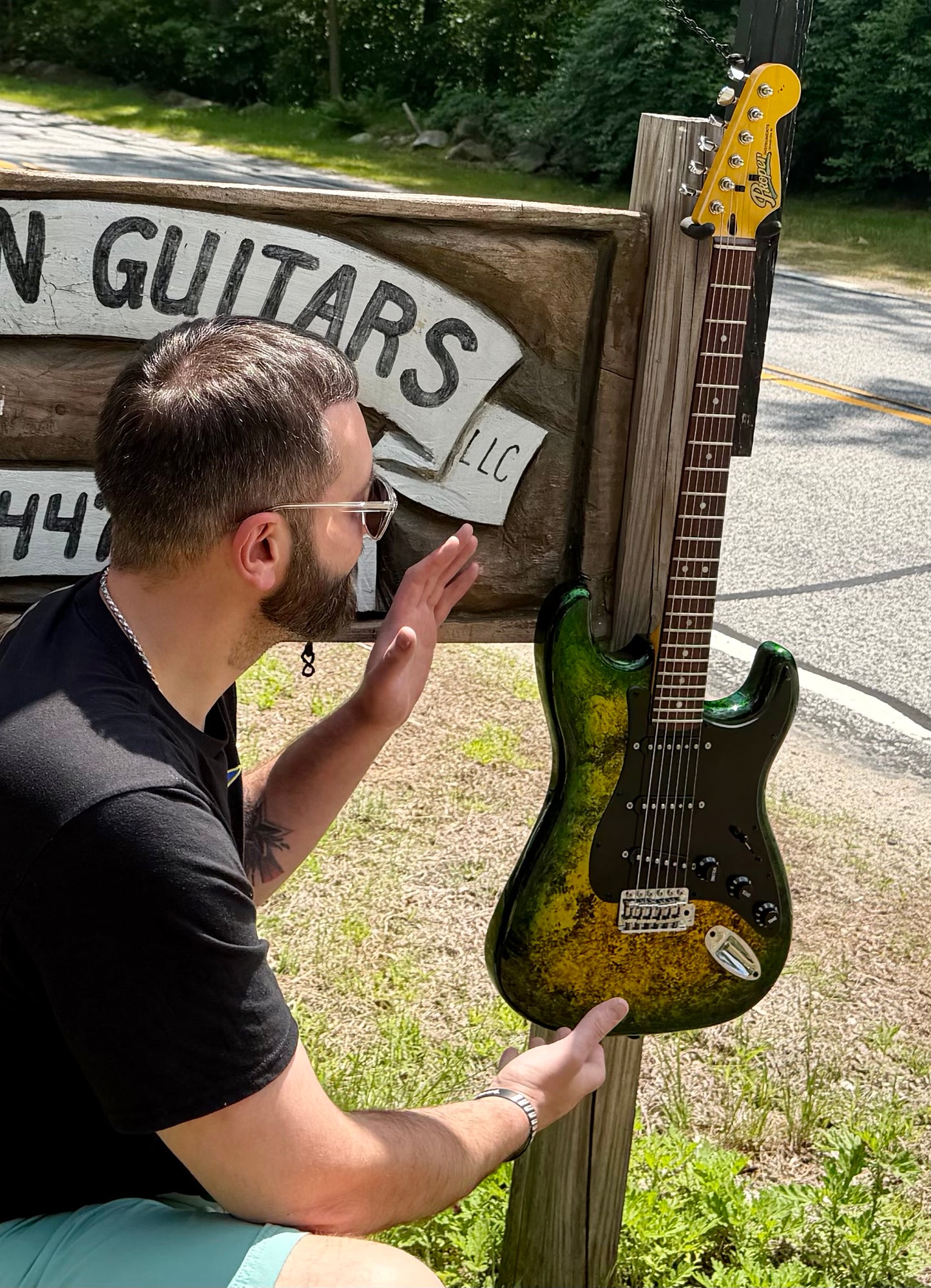Proper Instruments Reptile 1-of-1 Electric Guitar Equipped with Proper Passive - 8lbs!