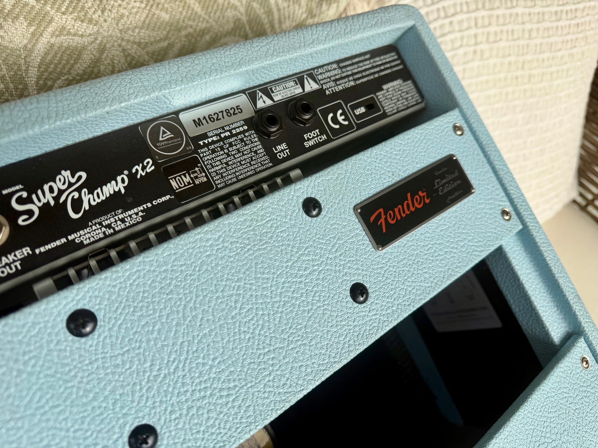 Fender FSR Super Champ X2 1x10 Combo - Sonic Blue