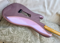 2015 Squier Classic Vibe '60s Stratocaster Burgundy Mist Metallic FSR—6.8lbs