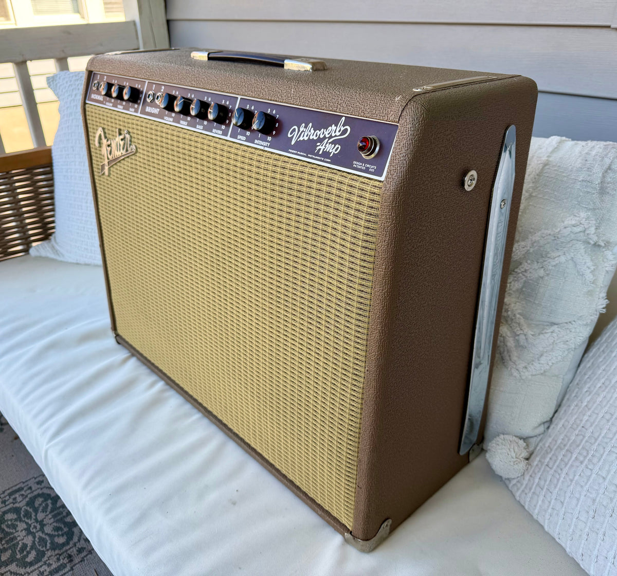 Fender '63 Vibroverb 2x10 40-Watt Reissue—G10 Alnico Golds! USA