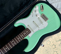 Proper Instruments 1-of-1 SFG, Ash Body, Proper Passive Tone Controls, Hardshell Case, QR Tracker 8lbs