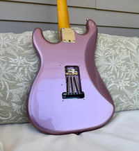 2015 Squier Classic Vibe '60s Stratocaster Burgundy Mist Metallic FSR—6.8lbs