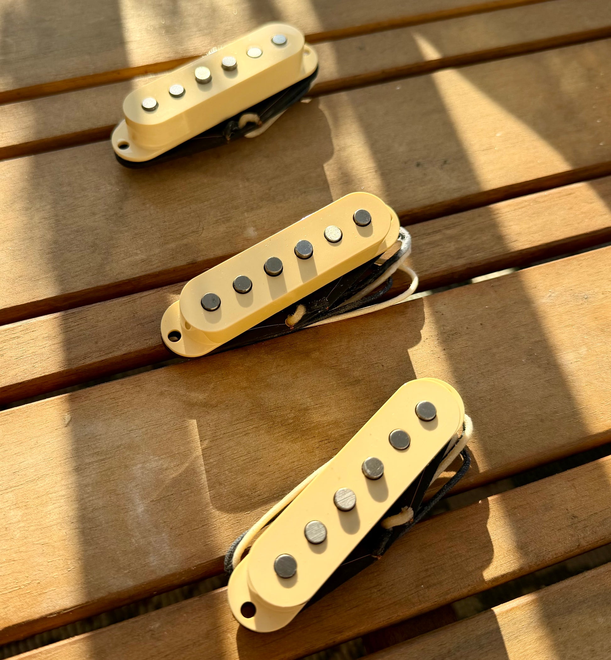 Proper Pickups Proper Signatures Strat Set - Aged White