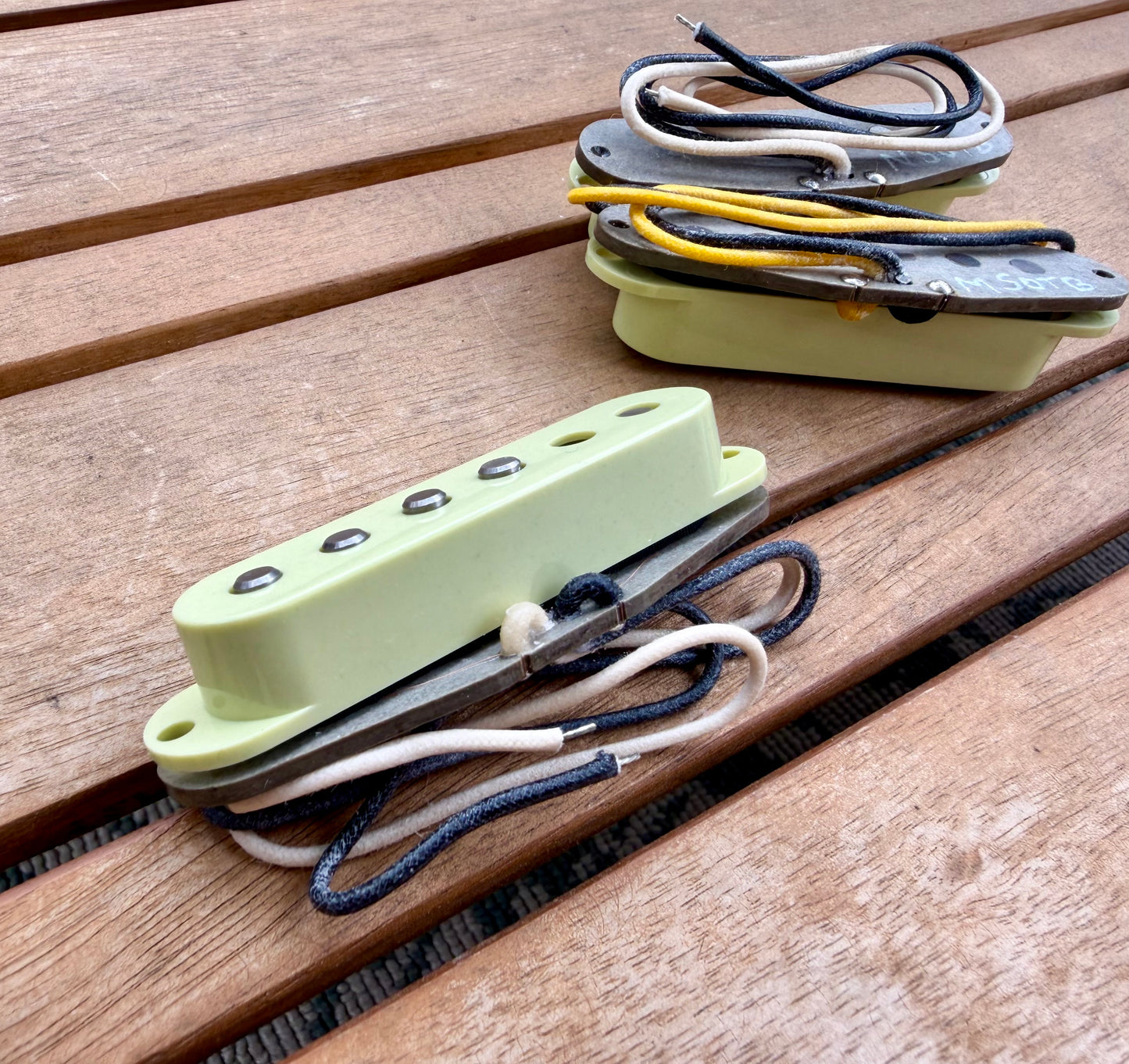 Proper Pickups South of the Border Strat Set - Vintage Green