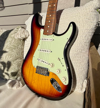 1998 Fender Classic Series '60s Stratocaster Rosewood 3-Color Sunburst—Equipped with Proper Passive