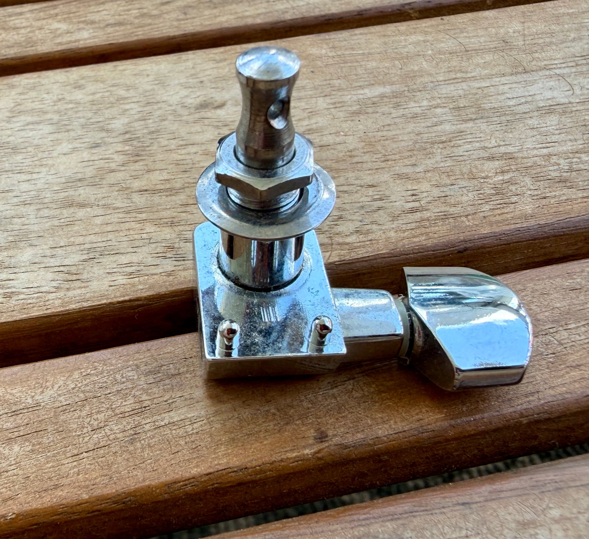 Fender American Standard Chrome  Guitar Tuner w/ Original Bushing & Washer—OEM