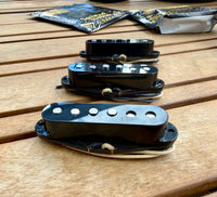 Proper Pickups "Froosh" Handwound Single Coil Stratocaster Pickup Set w/ Treble Bleed & PIO Capacitor—Black