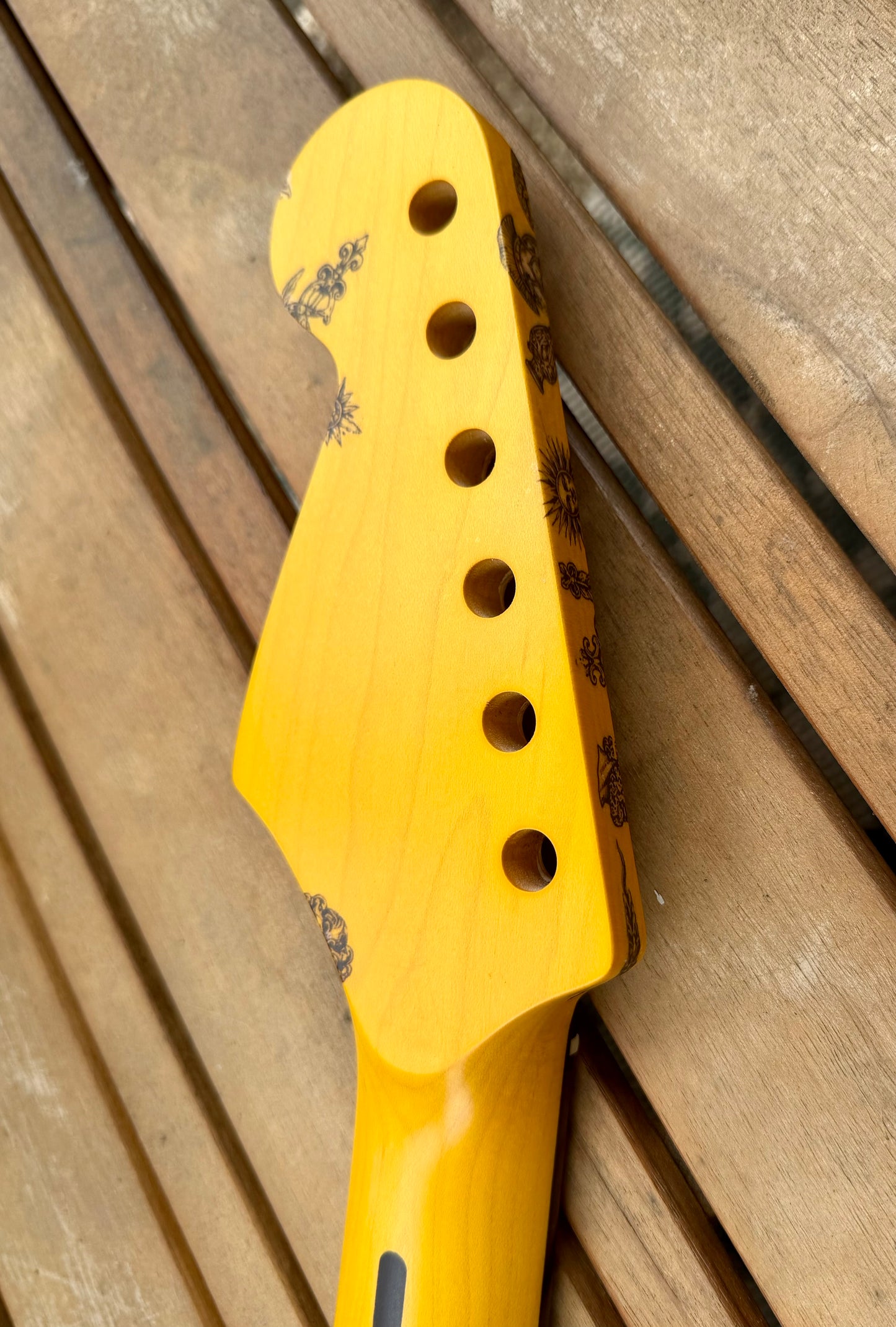 Proper Instruments 1-of-1 Nitro Stratocaster Replacement Neck – Tattooed & Amber