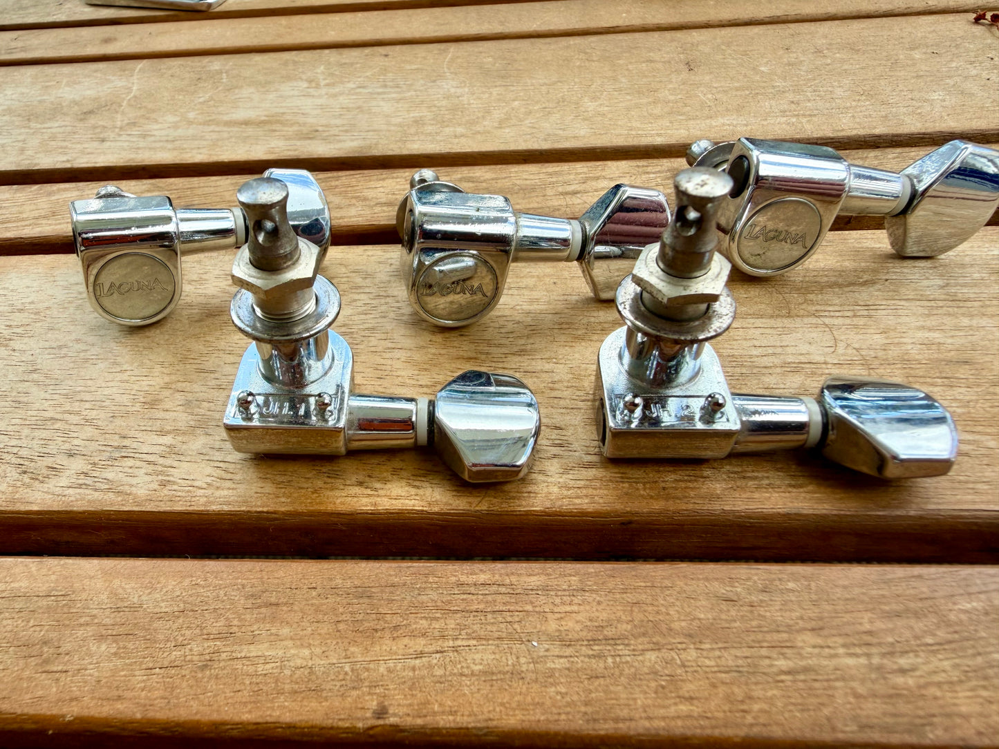 Laguna 6R Sealed Guitar Tuners Chrome 5pcs w/ Bushings & Washers Strat Style—OEM