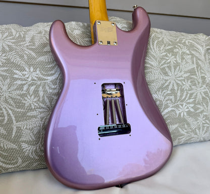 2015 Squier Classic Vibe '60s Stratocaster FSR - Burgundy Mist