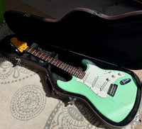 Proper Instruments 1-of-1 SFG, Ash Body, Proper Passive Tone Controls, Hardshell Case, QR Tracker 8lbs