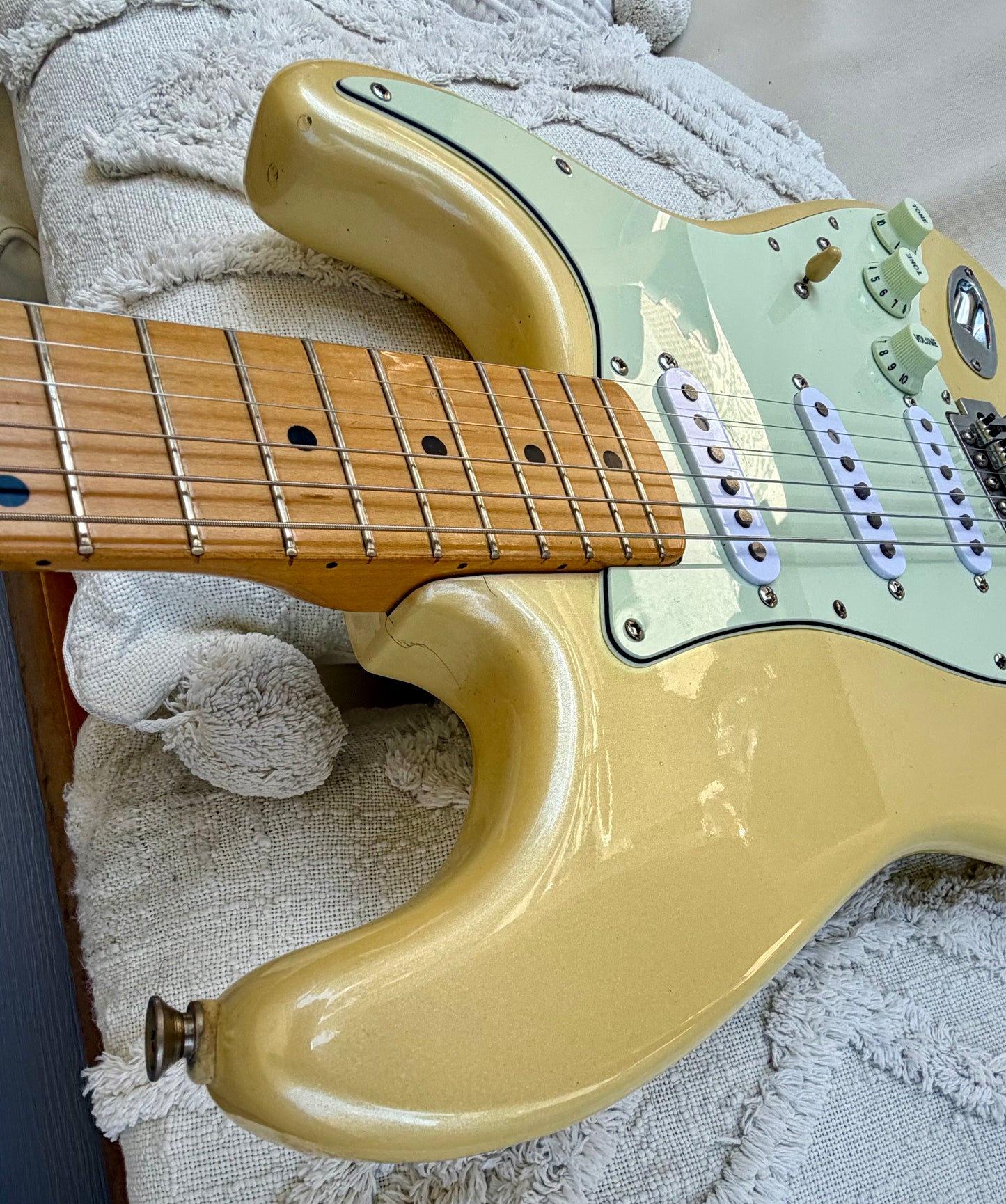 1989 Squier II Stratocaster MIK E9 Equipped with Proper Passive