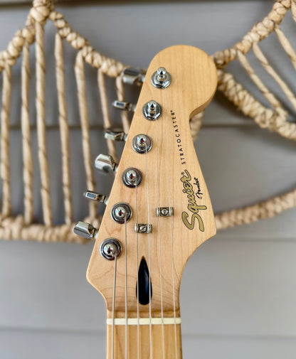 2007 Squier Deluxe Stratocaster - Pearl White Metallic, Duncan Designed Pickups