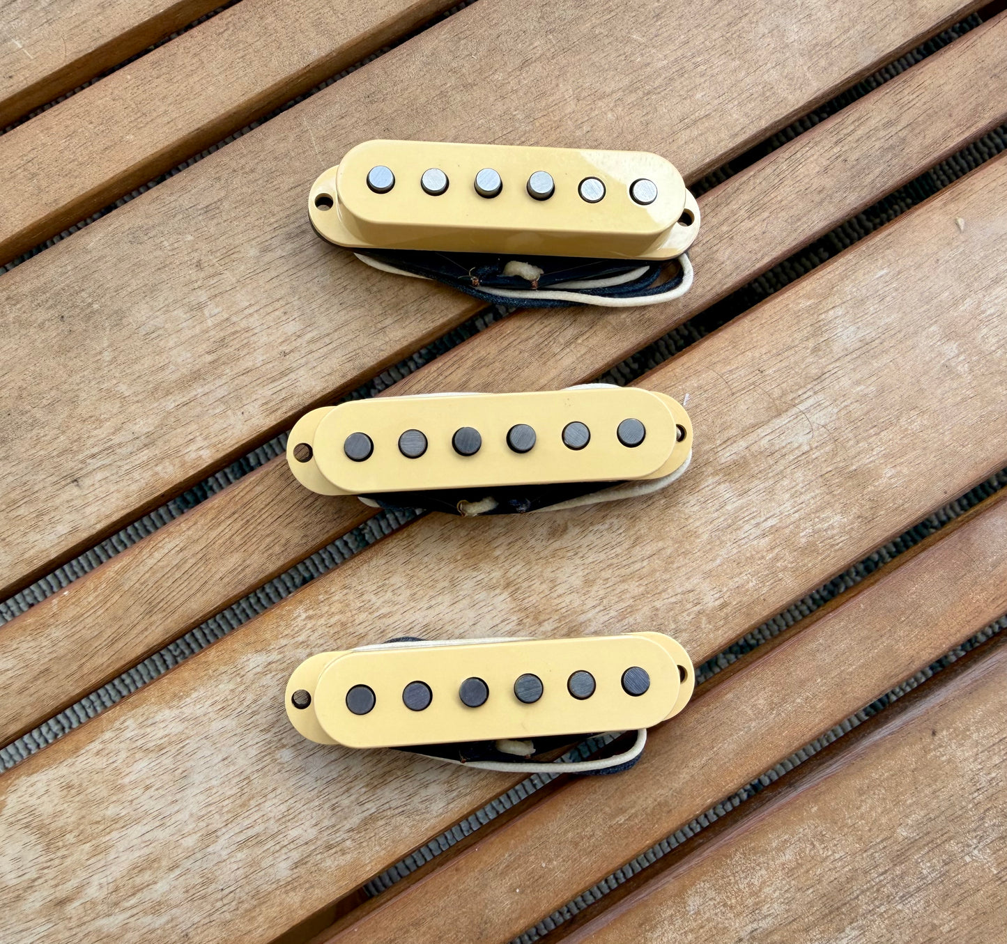 Proper Pickups Froosh Strat Set - Aged White