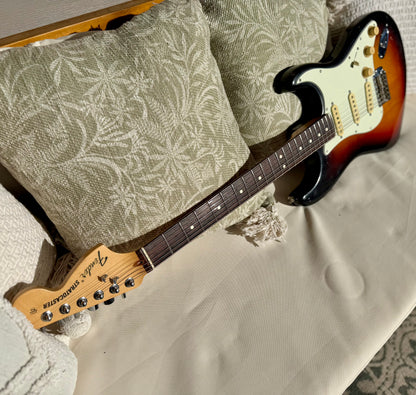 2006 Fender Highway One Stratocaster - 3-Color Sunburst