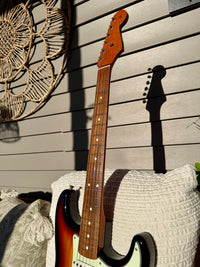 1998 Fender Classic Series '60s Stratocaster Rosewood 3-Color Sunburst—Equipped with Proper Passive