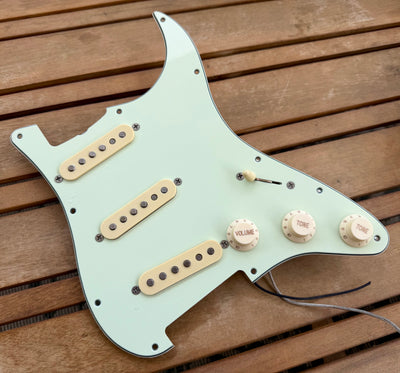 Proper Pickguards '64 Closetcaster Loaded Stratocaster Pickguard Equipped W/ Proper Passive—Mint Green 11-Hole