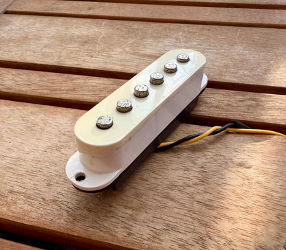 1989 Squier II Stratocaster Middle Pickup, 5.38k—Original Pickup Cover!