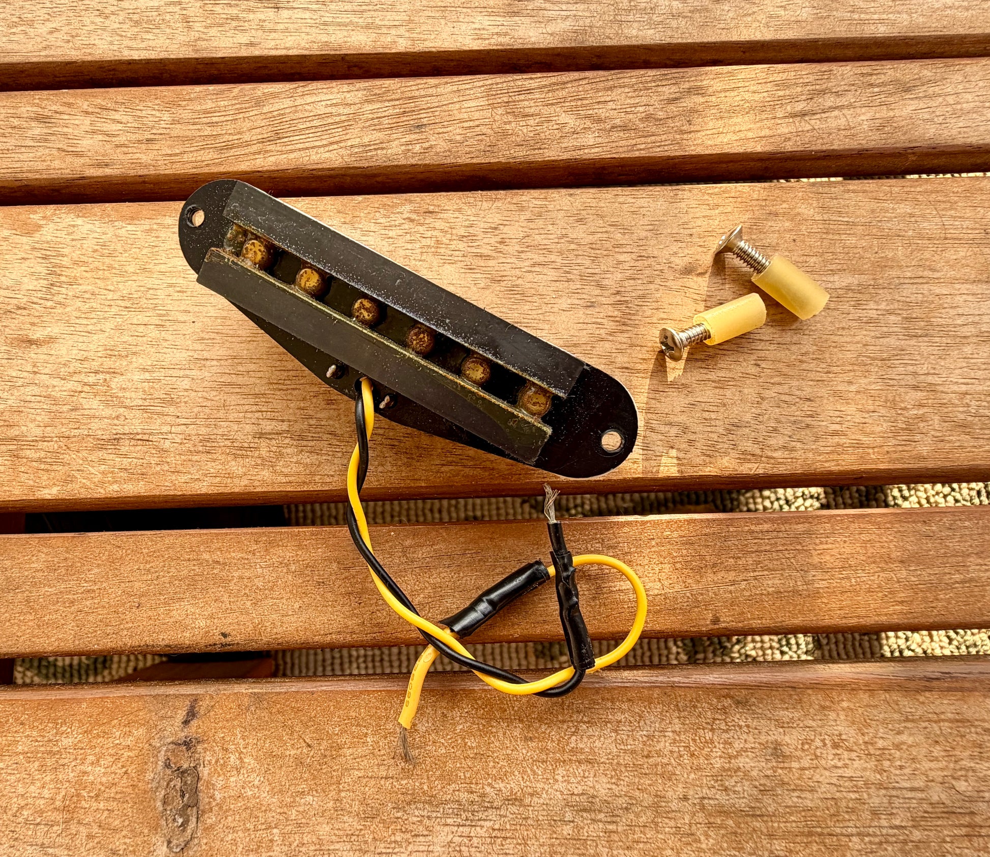 1989 Squier II Stratocaster Middle Pickup, 5.38k—Original Pickup Cover!