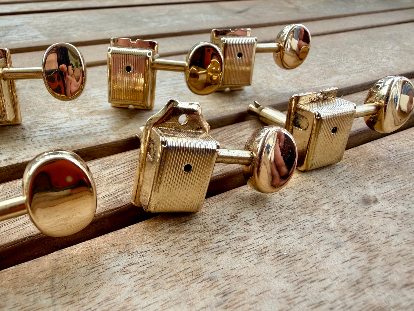 Vintage Kluson Style Gold Stratocaster Tuners 15:1 — Good Condition!