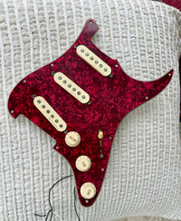 Used Fender Vintage Noiseless Stratocaster Loaded Pickguard—Red Tortoise, USA!